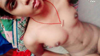Tamil girl's homemade video of her naked body for her boyfriend