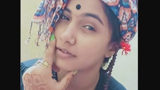 Watch Trisha Kar's Bhojpuri MMS in Full HD for Free