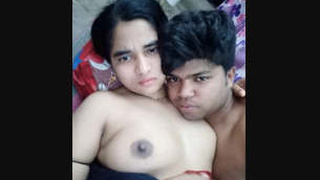 Village girl gets fucked by her lover in a steamy video