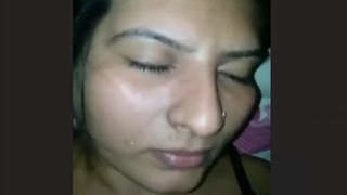 Desi mature woman enjoys sex with her driver