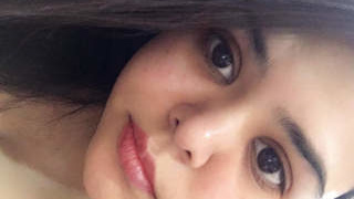 Cute Desi Bhabhi shares her love story in video
