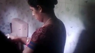 Indian bhabhi's steamy shower session