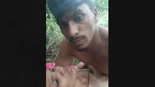 Desi couple enjoys outdoor sex in public