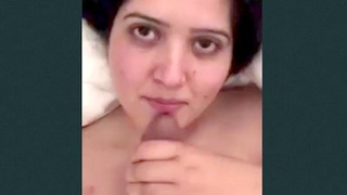 Stunning Pakistani babe gets a mouthful of cum