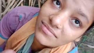 Desi village girl gives a blowjob and gets fucked in the open air