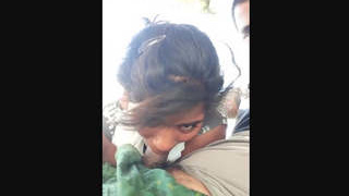 Indian girl gives a blowjob in the open air