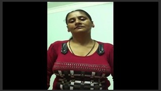 Desi bhabhi proudly displays her enormous boobs on camera
